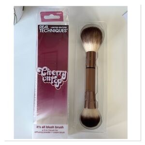 REAL TECHNIQUES Dual Ended Makeup Brush